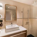 The Social Hub Poblenou Extended 酒店 4*