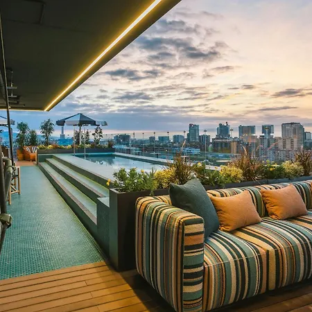 The Social Hub Poblenou Extended 4*