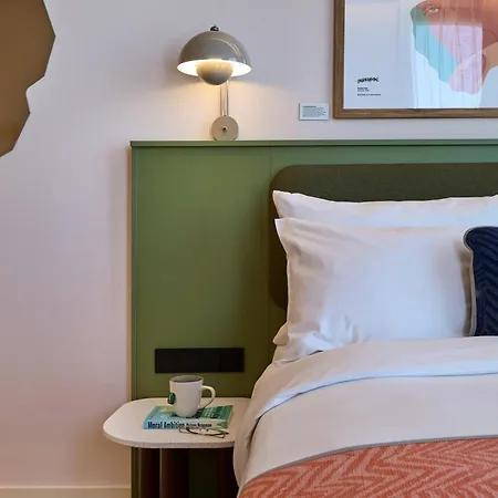The Social Hub Poblenou Extended 4*