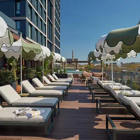 The Social Hub Poblenou Extended Hotel